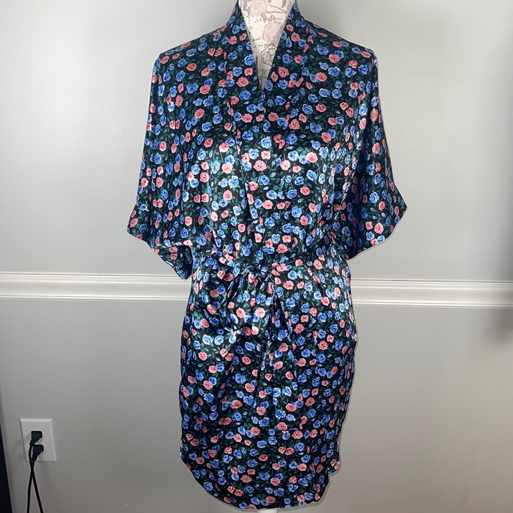 Vintage Laura Adams Black rose satin rose one size
